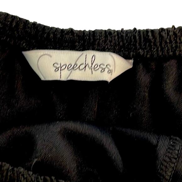 Speechless Black Eyelet Off-The-Shoulder Short Dress - Picture 9 of 12